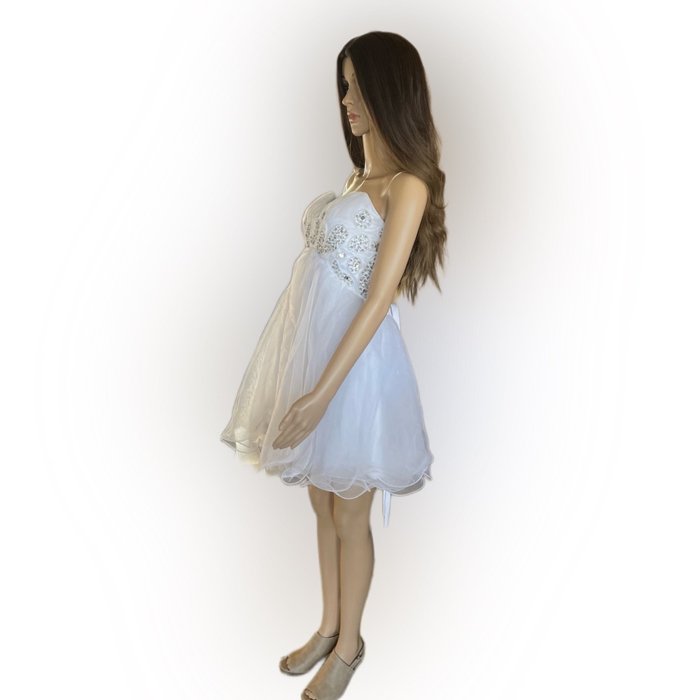 Grace Karin White Sleeveless Rhinestone and Embellished Fit & Flare Dress Size 4 - Picture 7 of 15